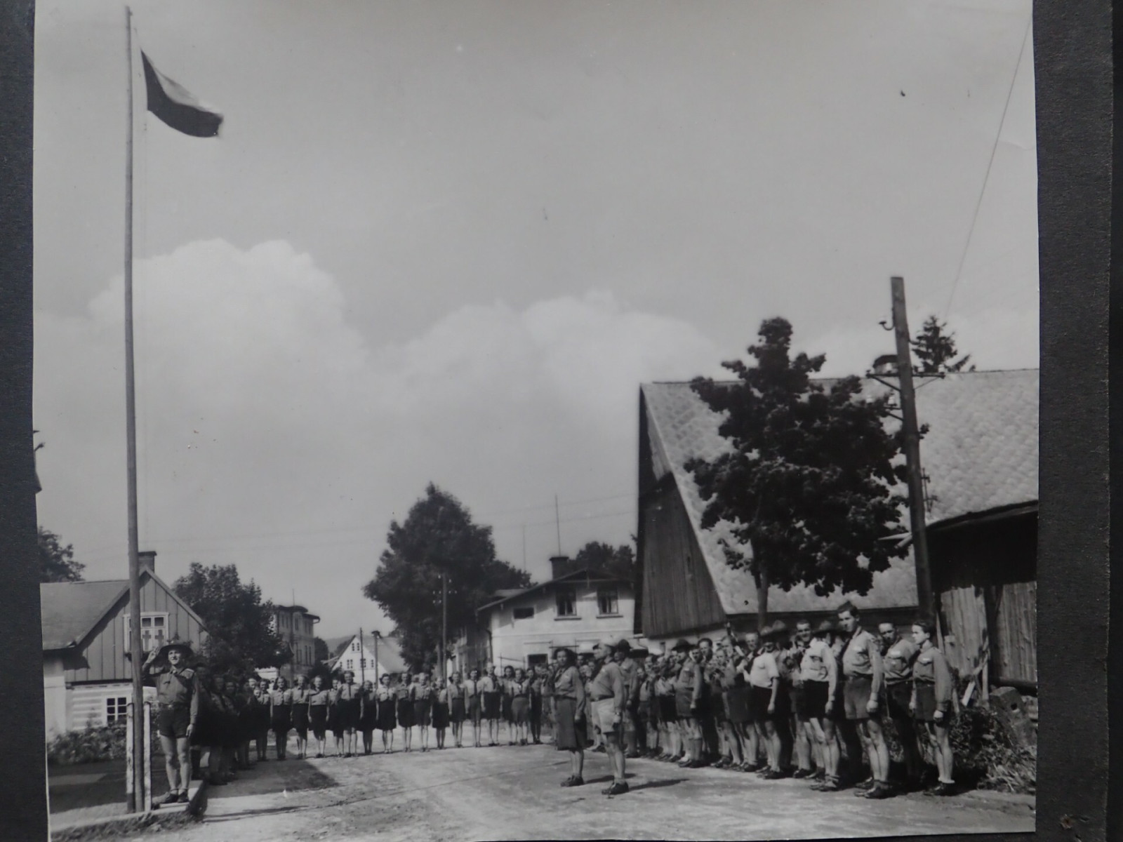 Po skončení 2. světové války – v létě 1945 jsme zorganizovali “žnový“ skautský tábor ve Zdoňově u Adršpachu, kde byla po odsunu německého obyvatelstva ohrožena sklizeň  na státním statku. Pouhé dva měsíce po obnovení činnosti jsme byli schopni vyslat...